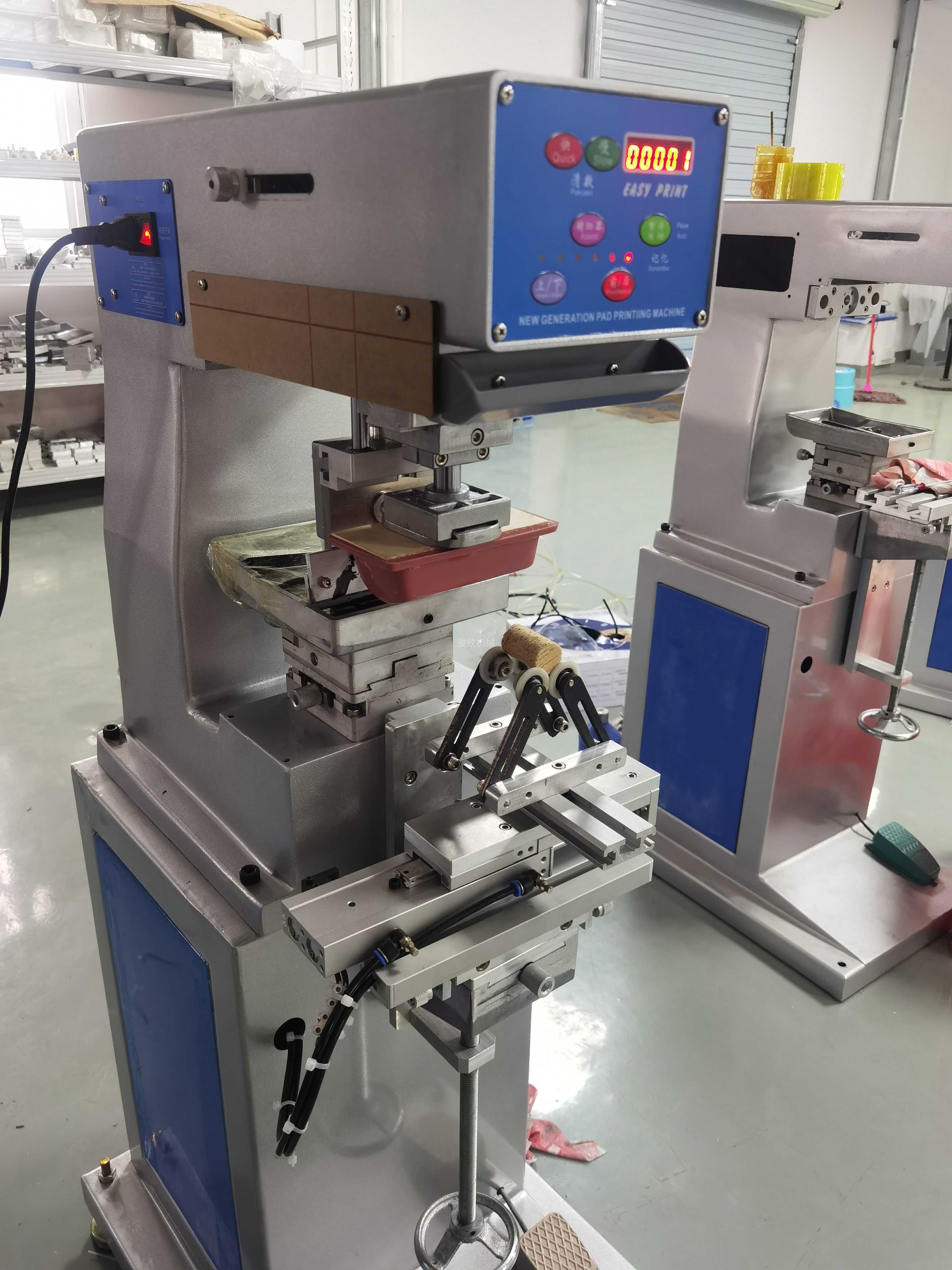 紅酒塞移印滾印機(jī)廠家，酒瓶曲面絲印機(jī)