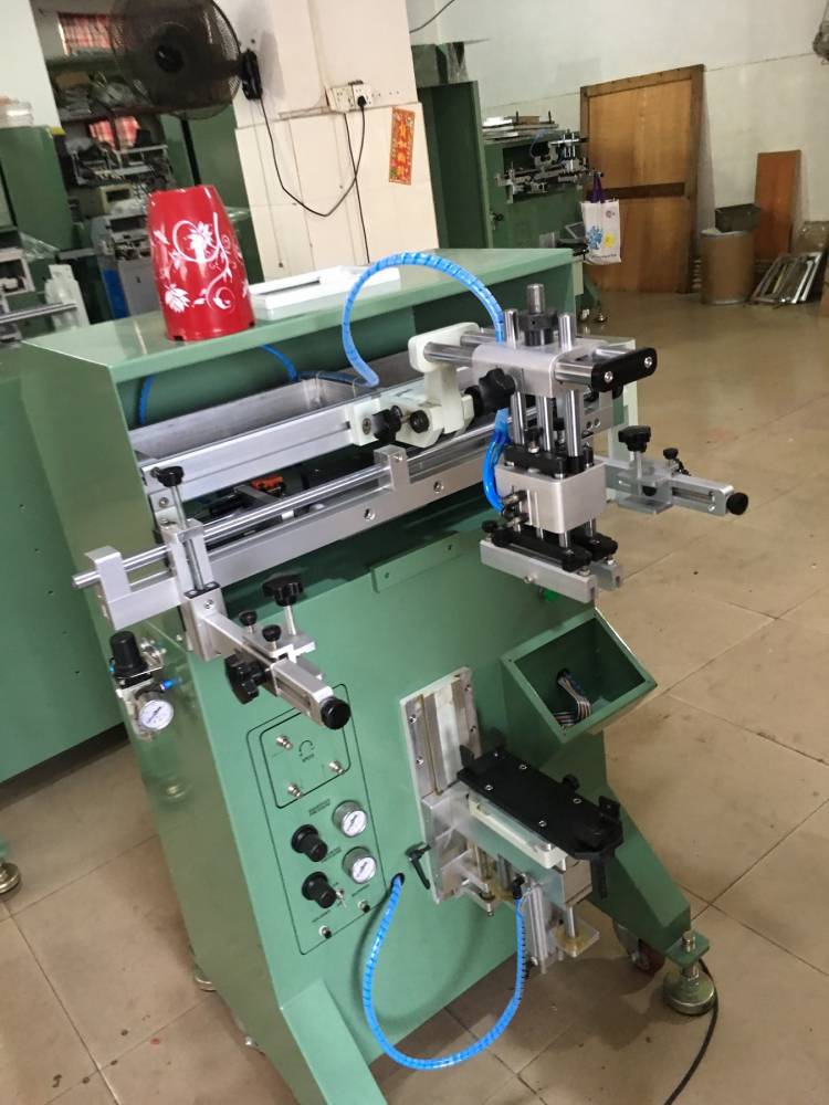 東莞駿欣機(jī)械有限公司提供絲印機(jī)移印機(jī)